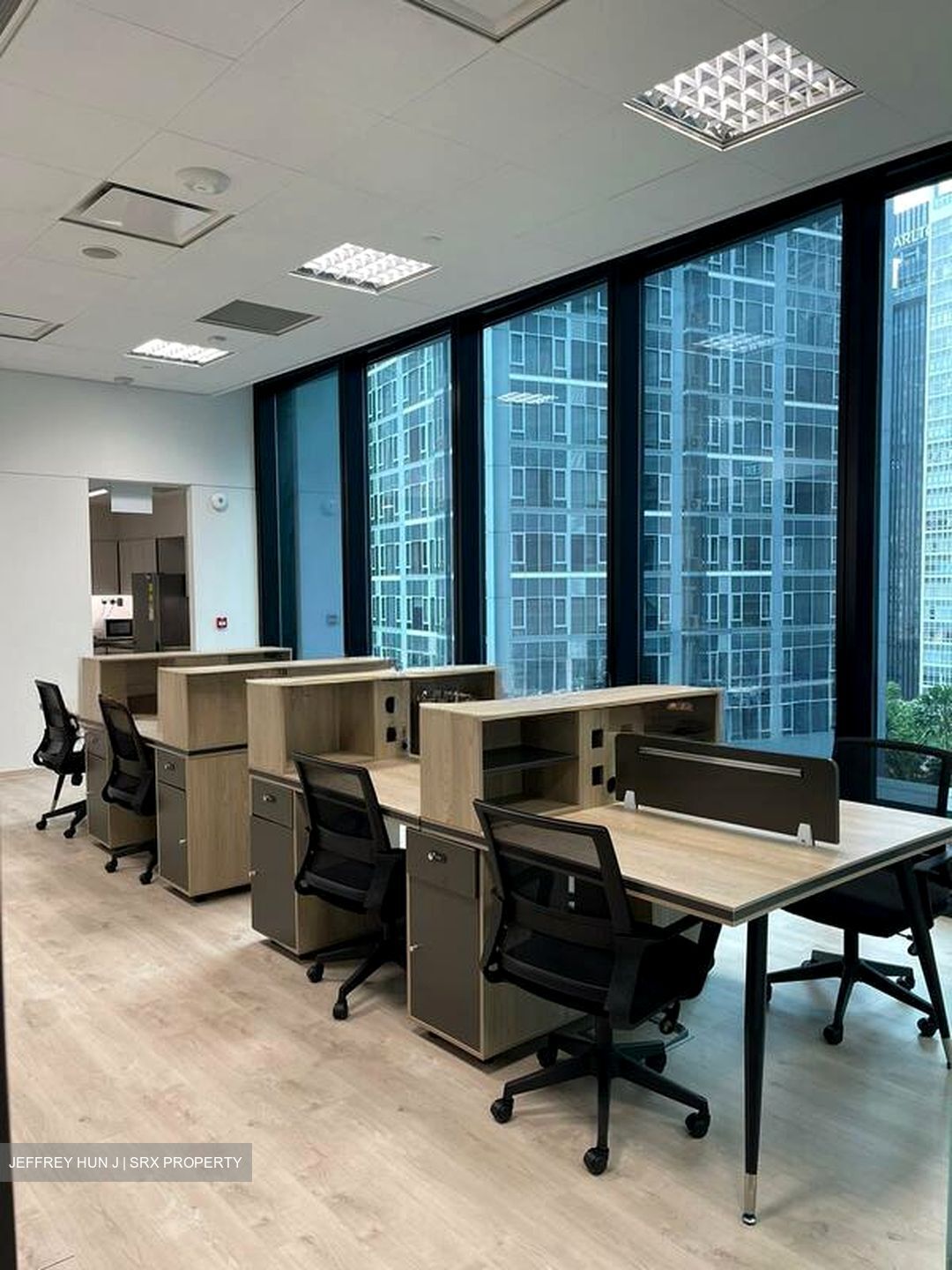Hub Synergy Point (D2), Office #524577061